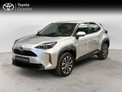 Gris / plata Usado 2024 Toyota Yaris Cross Active SUV | 26.750 € (Caro)