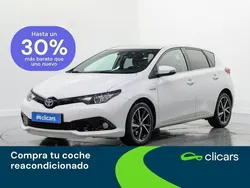 Blanco Usado 2018 Toyota Auris Hybrid Edition Berlina | 14.790 € (Precio justo)
