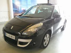 Negro Usado 2010 Renault Scénic III Dynamique Monovolumen | 4490 € (Super precio)