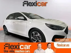Blanco Usado 2024 Hyundai i30 Berlina | 20.490 € (Precio justo)