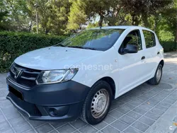 Blanco Usado 2013 Dacia Sandero Base Utilitario | 4900 € (Precio justo)