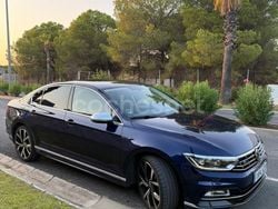 Azul Usado 2019 VW Passat R-line Berlina | 19.490 € (Precio justo)