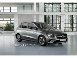 Gris Nuevo 2025 Mercedes B180 Monovolumen | 42.932 €