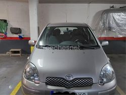 Gris / plata Usado 2004 Toyota Yaris Sol Berlina | 4300 € (Precio justo)