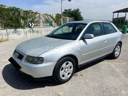 Gris / plata Usado 2001 Audi A3 Ambition Berlina | 2000 € (Buen precio)