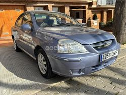 Gris / plata Usado 2005 Kia Rio Berlina | 1650 €