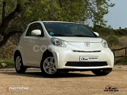 Usado 2010 Toyota iQ Utilitario | 6500 €