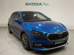 Azul Nuevo 2025 Skoda Fabia Utilitario | 22.300 € (Precio justo)