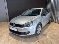 Gris / plata Usado 2012 VW Golf VII Sport Berlina | 7500 € (Buen precio)