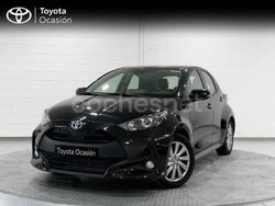 Negro Usado 2024 Toyota Yaris Hybrid Active Berlina | 20.800 € (Buen precio)