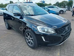 Negro Usado 2016 Volvo V60 Summum Familiar | 21.500 €