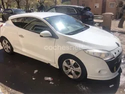 Blanco Usado 2010 Renault Mégane III Dynamique Berlina | 3500 € (Super precio)
