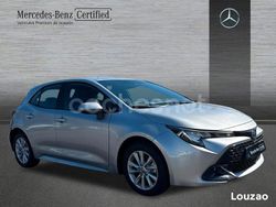 Gris / plata Usado 2024 Toyota Corolla Active Berlina | 26.100 € (Un poco caro)