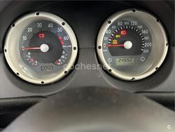 Gris / plata Usado 2000 VW Polo Trendline Berlina | 4000 €
