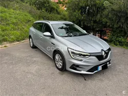 Gris / plata Usado 2021 Renault Mégane GrandTour Business Familiar | 12.900 € (Buen precio)