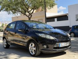 Negro Usado 2009 Ford Fiesta Ambiente Utilitario | 3900 € (Precio justo)