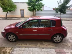 Granate Usado 2004 Renault Mégane II Privilege Berlina | 2000 € (Caro)