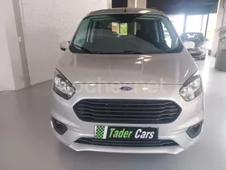 Gris / plata Usado 2019 Ford Tourneo Courier Trend Monovolumen | 10.500 € (Precio justo)