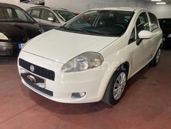 Blanco Usado 2011 Fiat Punto Active Utilitario | 4200 € (Buen precio)