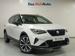 Blanco Nuevo 2025 Seat Arona FR SUV | 21.290 €