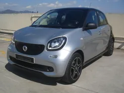 Gris / plata Usado 2016 Smart ForFour Passion Berlina | 12.900 € (Un poco caro)
