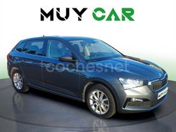 Gris / plata Usado 2022 Skoda Scala Utilitario | 14.990 € (Precio justo)