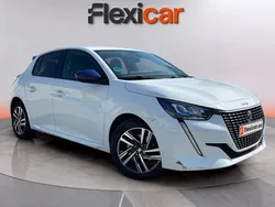 Blanco Usado 2021 Peugeot 208 Allure Utilitario | 11.890 € (Buen precio)