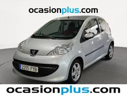 Gris plata Usado 2007 Peugeot 107 Urban Move Utilitario | 4990 € (Un poco caro)