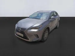 Gris Usado 2019 Lexus NX300h Business Edition SUV | 26.500 € (Buen precio)