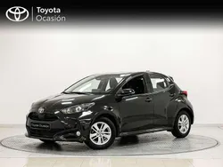 Negro Usado 2024 Toyota Yaris Edition Utilitario | 17.750 € (Precio justo)