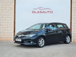 Negro Usado 2016 Toyota Auris Berlina | 10.999 € (Buen precio)