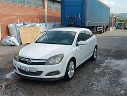 Blanco Usado 2008 Opel Astra GTC Enjoy Berlina | 3700 € (Precio justo)