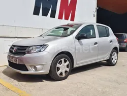 Gris / plata Usado 2014 Dacia Sandero Lauréate Utilitario | 5900 € (Precio justo)