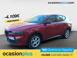 Rojo Usado 2022 Alfa Romeo Tonale Sprint SUV | 24.850 € (Precio justo)