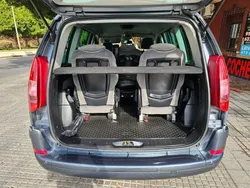 Gris Usado 2009 Peugeot 807 Premium Monovolumen | 5500 € (Precio justo)