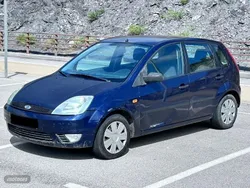 Azul Usado 2003 Ford Fiesta Utilitario | 2700 €