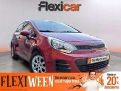 Rojo Usado 2016 Kia Rio Utilitario | 6990 € (Super precio)
