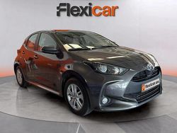 Gris Usado 2024 Toyota Yaris Edition Berlina | 16.990 € (Buen precio)