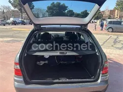 Gris / plata Usado 2006 Mercedes E63 AMG AMG Familiar | 52.000 €