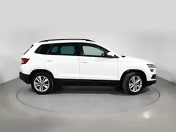 Blanco Usado 2020 Skoda Karoq Ambition SUV | 18.200 € (Precio justo)