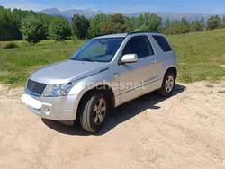 Gris / plata Usado 2007 Suzuki Grand Vitara SUV | 11.000 € (Caro)