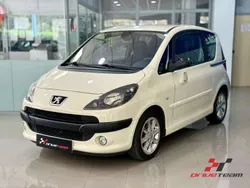 Beige Usado 2007 Peugeot 1007 Sport Utilitario | 5750 € (Caro)