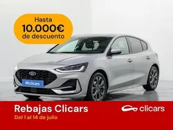 Gris Usado 2023 Ford Focus ST-Line Berlina | 18.490 € (Buen precio)