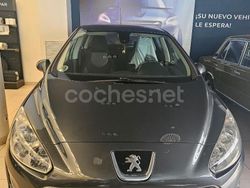 Gris / plata Usado 2012 Peugeot 308 Access Berlina | 4800 € (Precio justo)