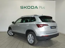 Gris plata Nuevo 2025 Skoda Karoq Selection SUV | 29.300 € (Precio justo)