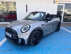 Gris / plata Usado 2024 Mini Cooper Cabriolet Descapotable | 31.990 € (Caro)