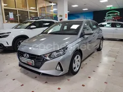 Gris / plata Usado 2022 Hyundai i20 Berlina | 12.750 € (Buen precio)