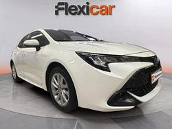 Blanco Usado 2024 Toyota Corolla Active Berlina | 20.490 € (Super precio)