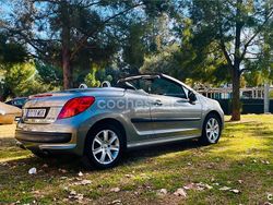 Gris / plata Usado 2008 Peugeot 207 CC Descapotable | 3900 € (Precio justo)