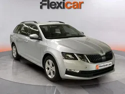 Gris Usado 2019 Skoda Octavia Ambition Familiar | 11.990 € (Buen precio)